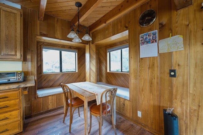 Building Photo - 16717 Quail Pl