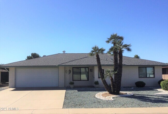 Building Photo - 20402 N Skylark Dr