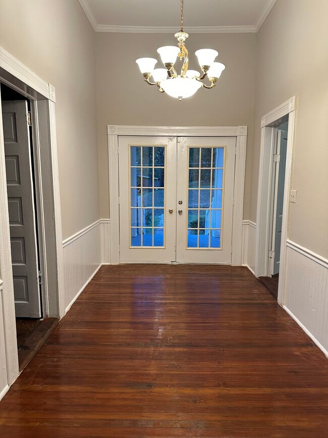 Building Photo - 308 Wood St