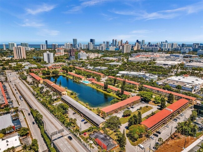 Building Photo - 20201 NE 29th Ct