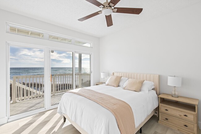 Building Photo - Newly Renovated Beach Front Four Bedroom Home