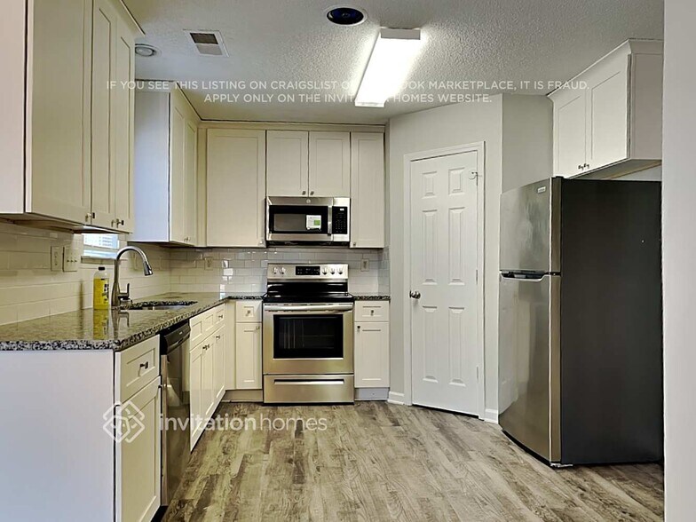 Building Photo - 6110 Sid Crane Dr