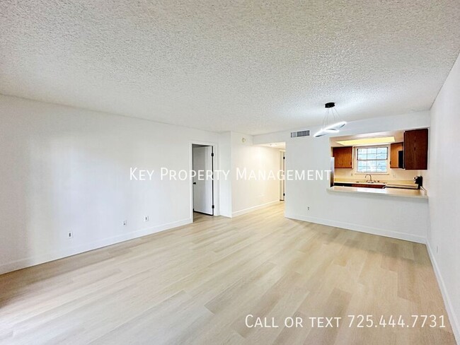 Building Photo - REMODELED 2 BEDROOM CONDO