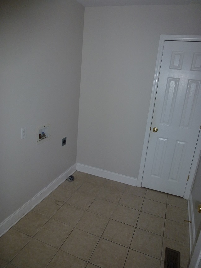 Building Photo - 3 Bedroom/2 Bath Home Jonesborough, TN