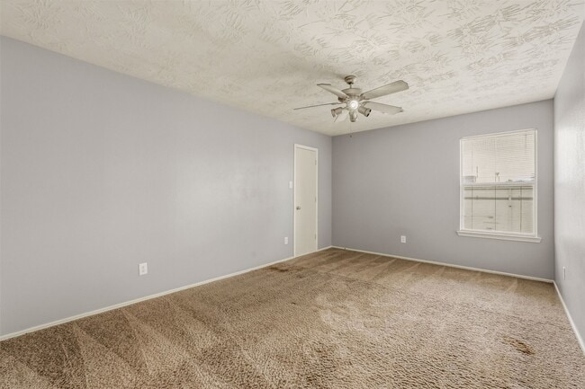 Building Photo - 11506 Harbour Lake Ct