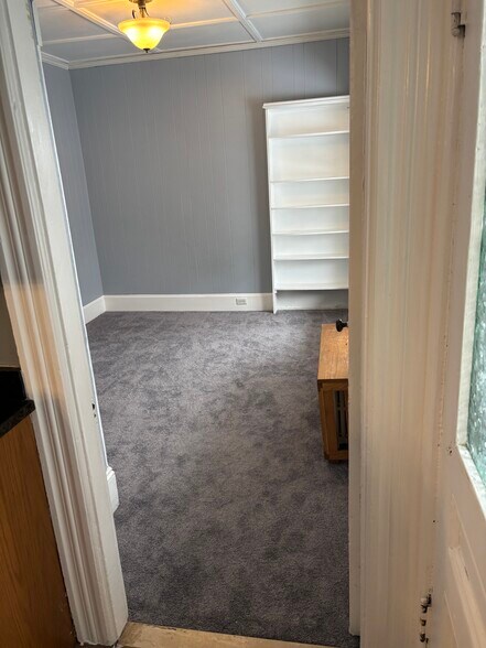 Building Photo - 861 Chestnut St