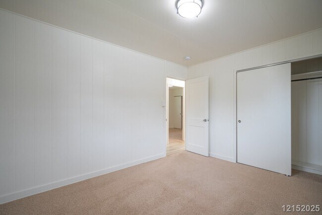 Building Photo - PEARL CITY — $3295 Kaleilani St | 3BR / 1 BA Single-Family Home