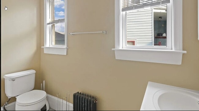 Building Photo - 4 Haskell St