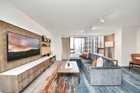 Building Photo - 1300 Lamar St