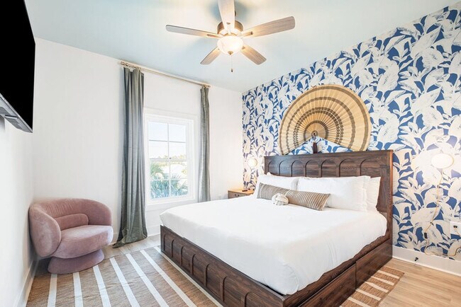 Building Photo - 19901 Charlie Claude Dr