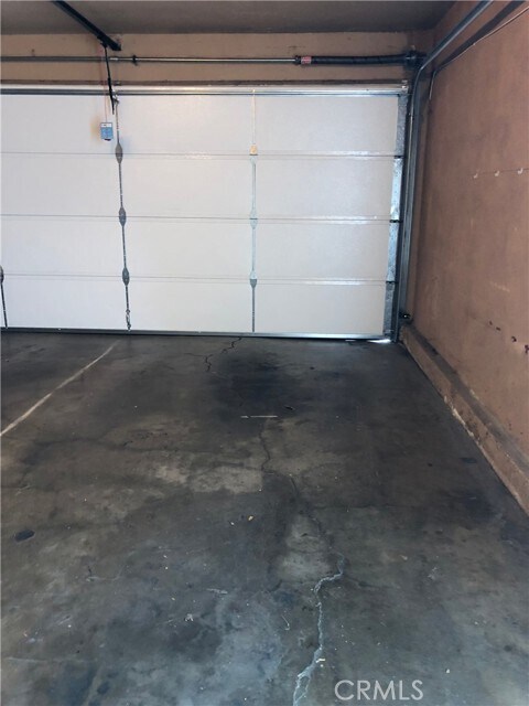 Building Photo - 16392 Calle Castor Cir