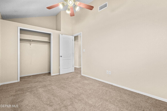 Building Photo - 3820 Tierra Campa Dr