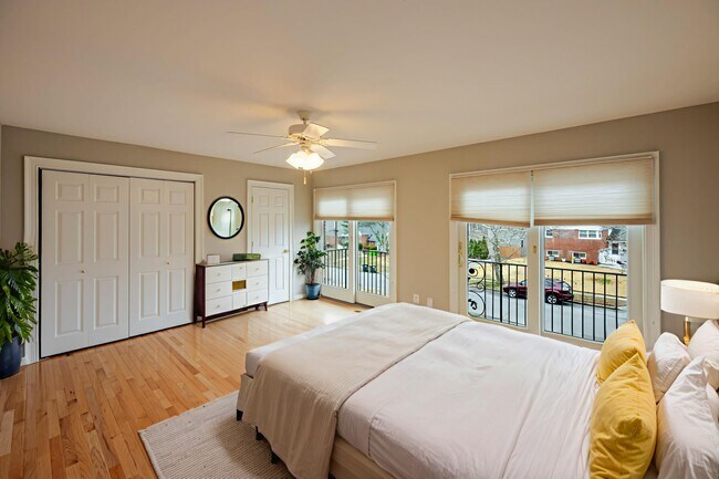 Building Photo - 5806 Flanders St