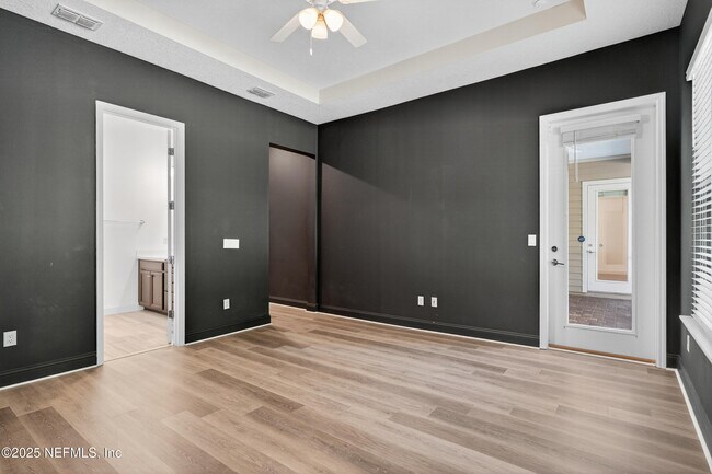 Building Photo - 215RENT Carina Trl