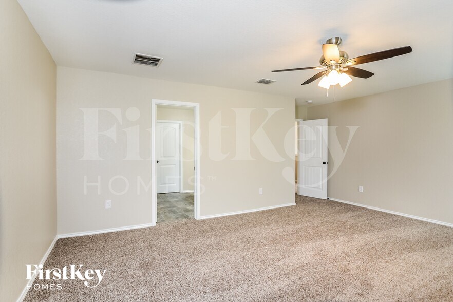 Building Photo - 15302 Cascade Point