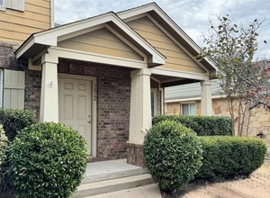 Building Photo - 1812 Indian Lodge Dr
