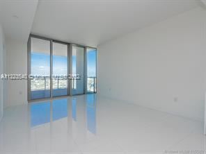 Building Photo - 1 br, 2 bath Condo - 851 NE 1st Ave Amazin...