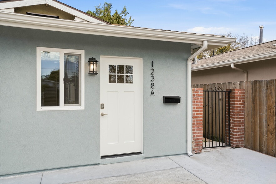 Building Photo - 1238 Coral St