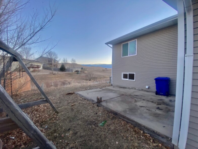 Building Photo - 205 E Bengal Dr