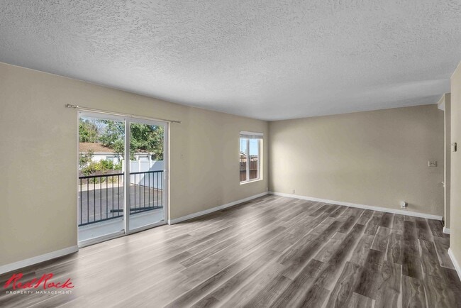 Building Photo - 1190 Pinecone Dr