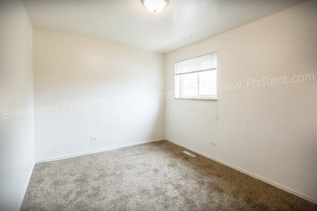 Building Photo - 1101 Emigh St