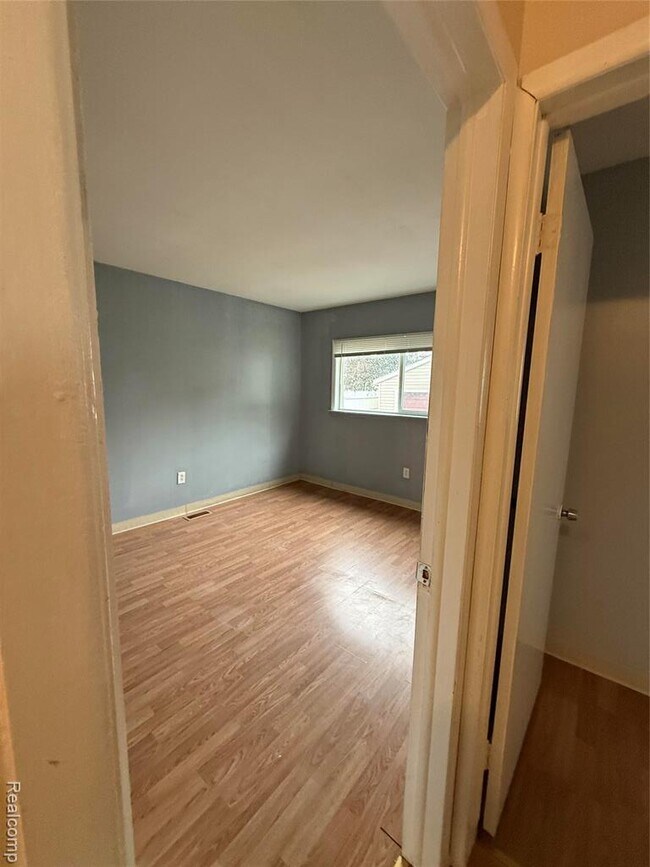 Building Photo - 7219 Hupp Ave