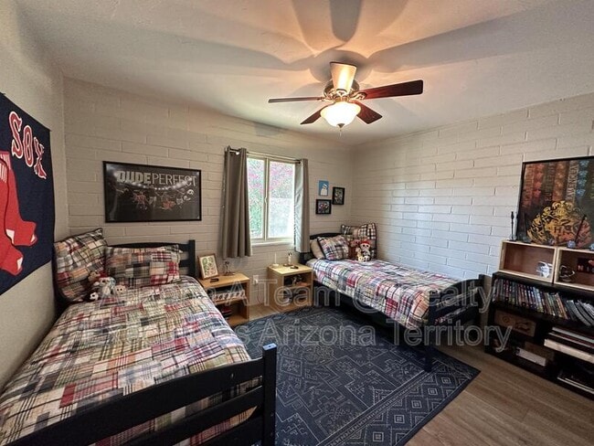Building Photo - 7740 E Manor Pl