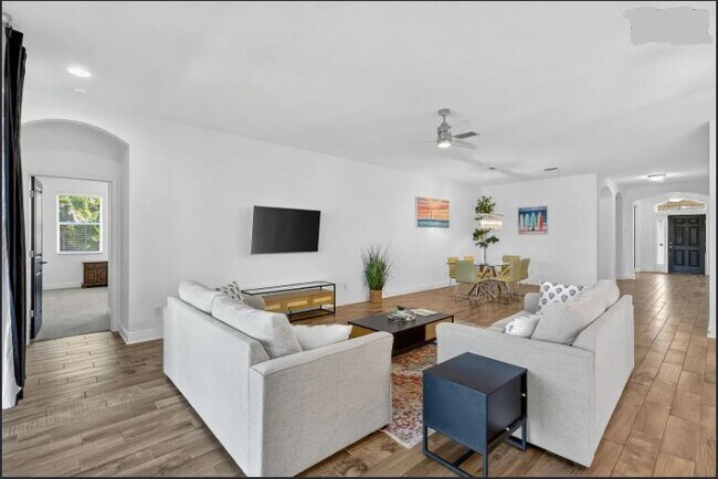 Building Photo - 743 129th St NE