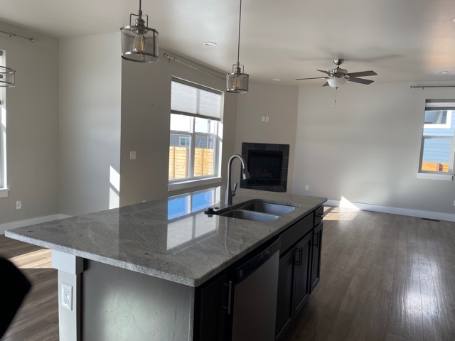 Building Photo - 18 Sakers Way
