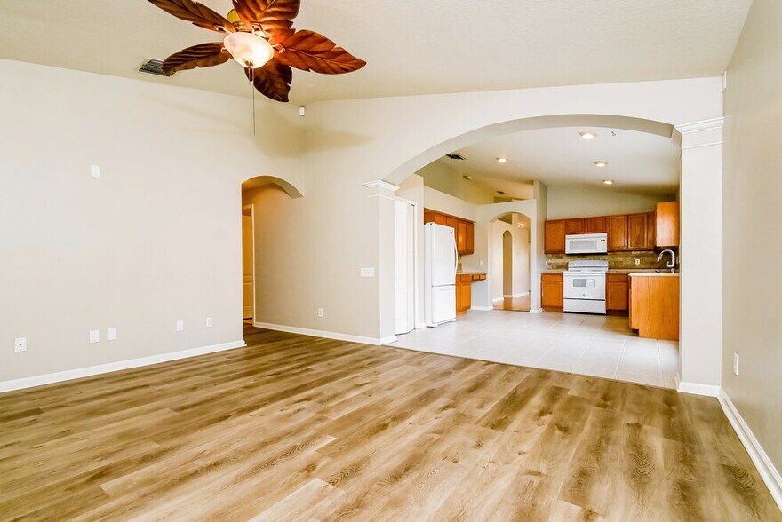 Building Photo - 12525 Herons Path Pl