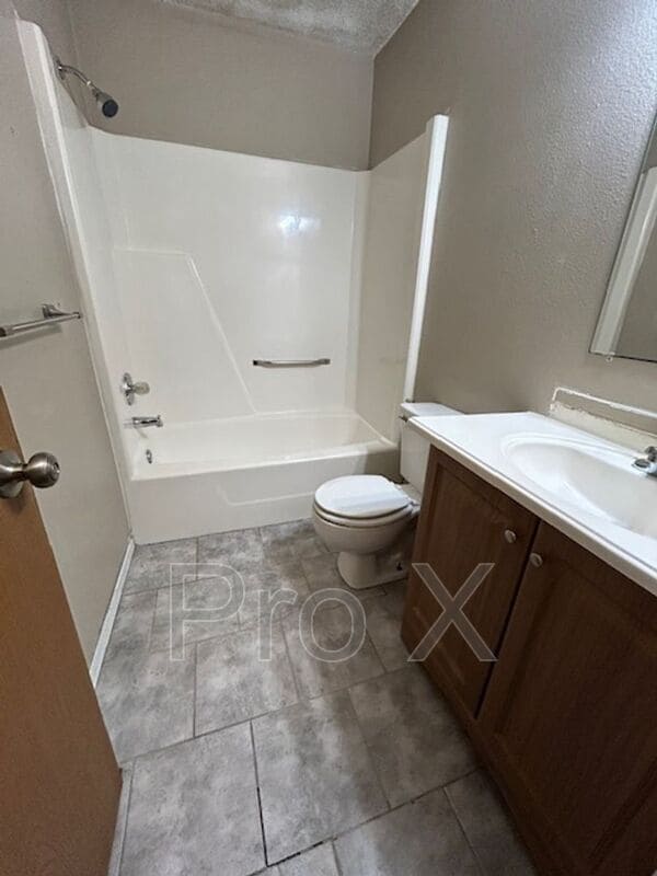 Building Photo - 1716 S Olive St