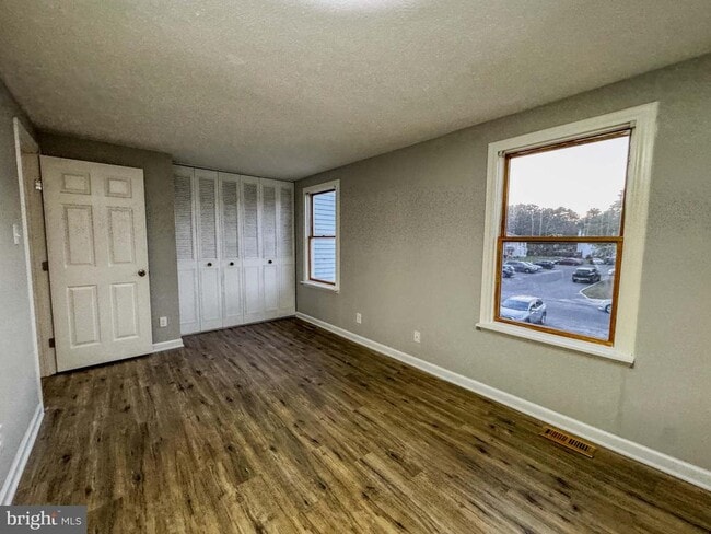 Building Photo - 117 Villa Knoll Ct