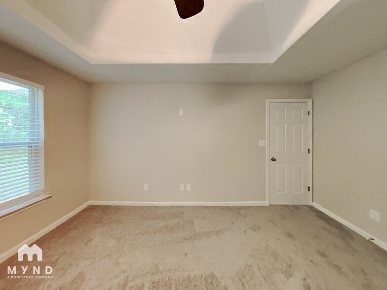 Building Photo - 2772 Live Oak Trail