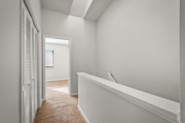 Building Photo - 8300 Plaza Gate Ln