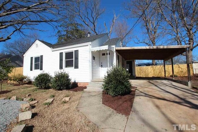 Building Photo - Updated single-family home in downtown Raleigh