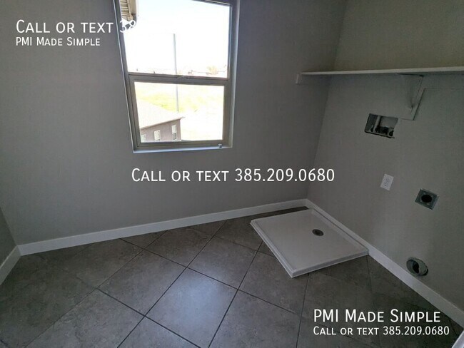 Building Photo - 8995 Cornwall Way