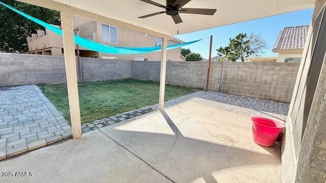 Building Photo - 7407 E Medina Ave