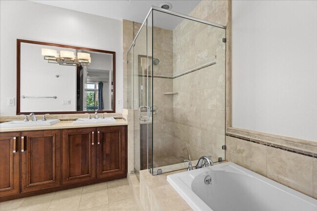 Building Photo - Spacious 3-Bedroom Tri-Level Townhome with...