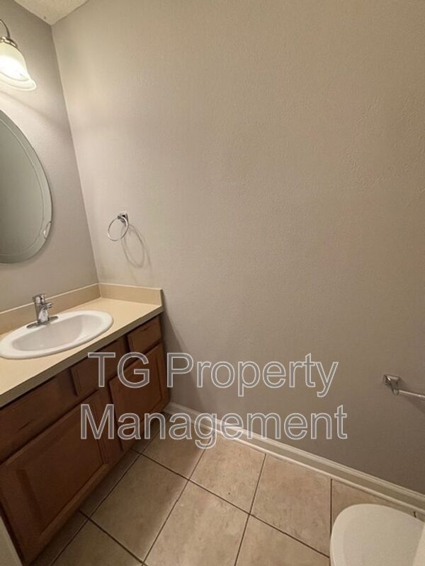Building Photo - 7175 Deerfoot Cir