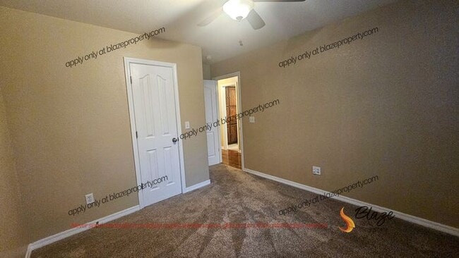 Building Photo - 3/2 Tradewinds Brick Home
