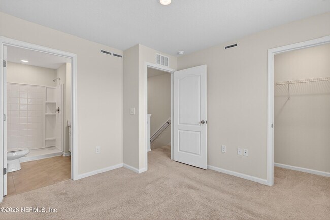 Building Photo - 8210 Larose Rd