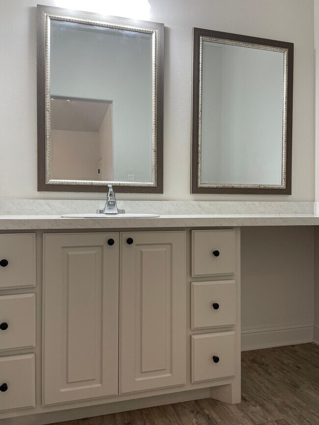 Building Photo - 2506 112th St