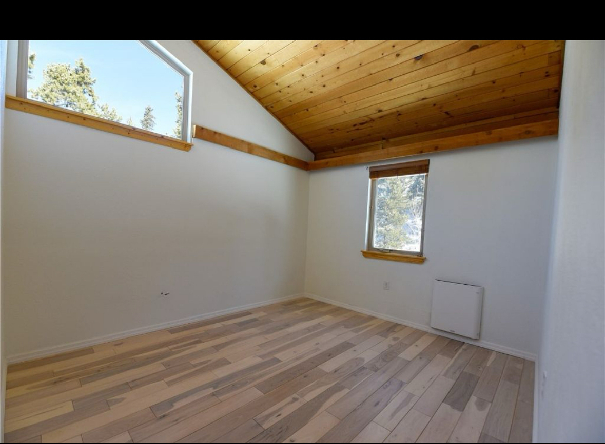 Building Photo - 166 S Fuller Placer Rd