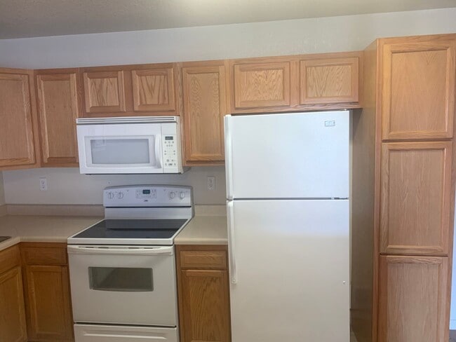 Building Photo - 6714-MF2-E2