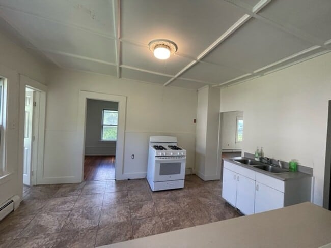 Building Photo - 21-23 Lyman Street