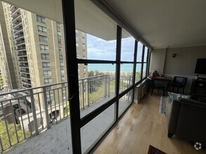 Building Photo - 1000 N Lake Shore Dr