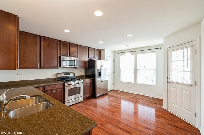 Building Photo - 3404 Neubauer Circle