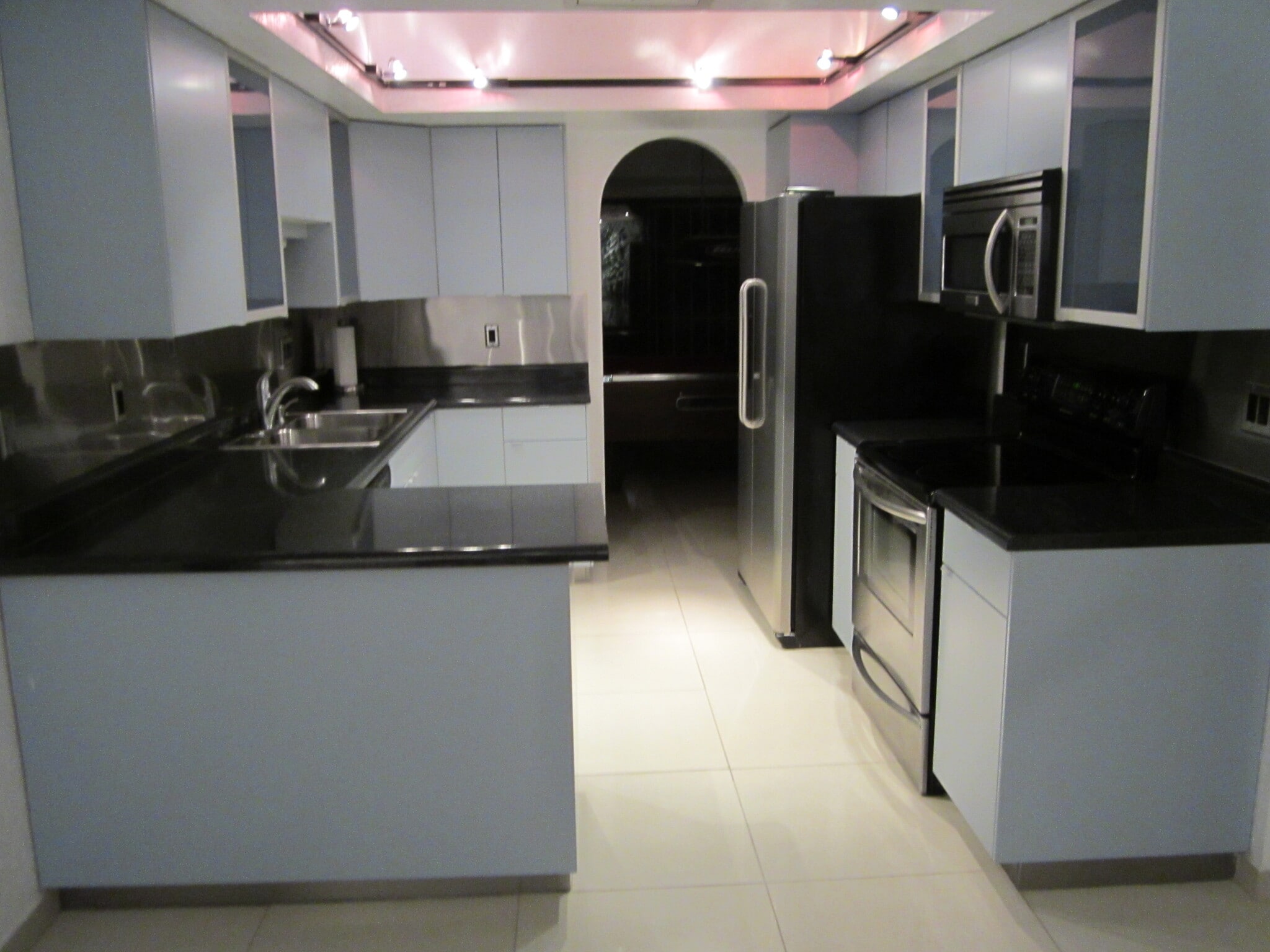 Building Photo - 859 W Palma de Coco