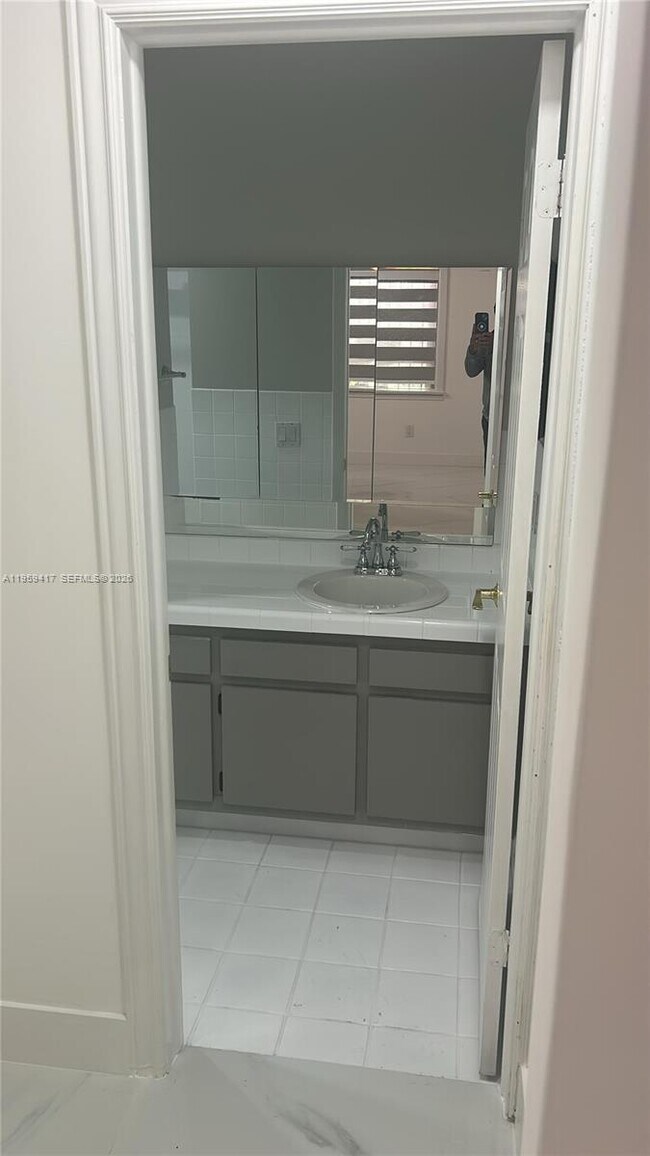 Building Photo - 12400 SW 259th Terrace