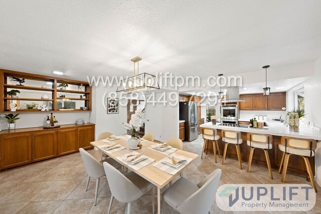Building Photo - Country Estates - 4 bedroom 3 bathroom ove...